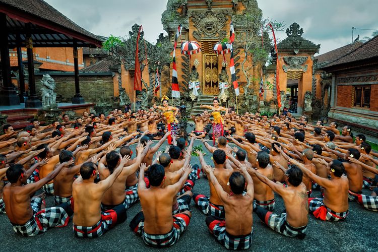 Eksplorasi Wisata Budaya di Ubud: Harmoni Seni, Yoga, dan Tradisi Bali yang Memikat