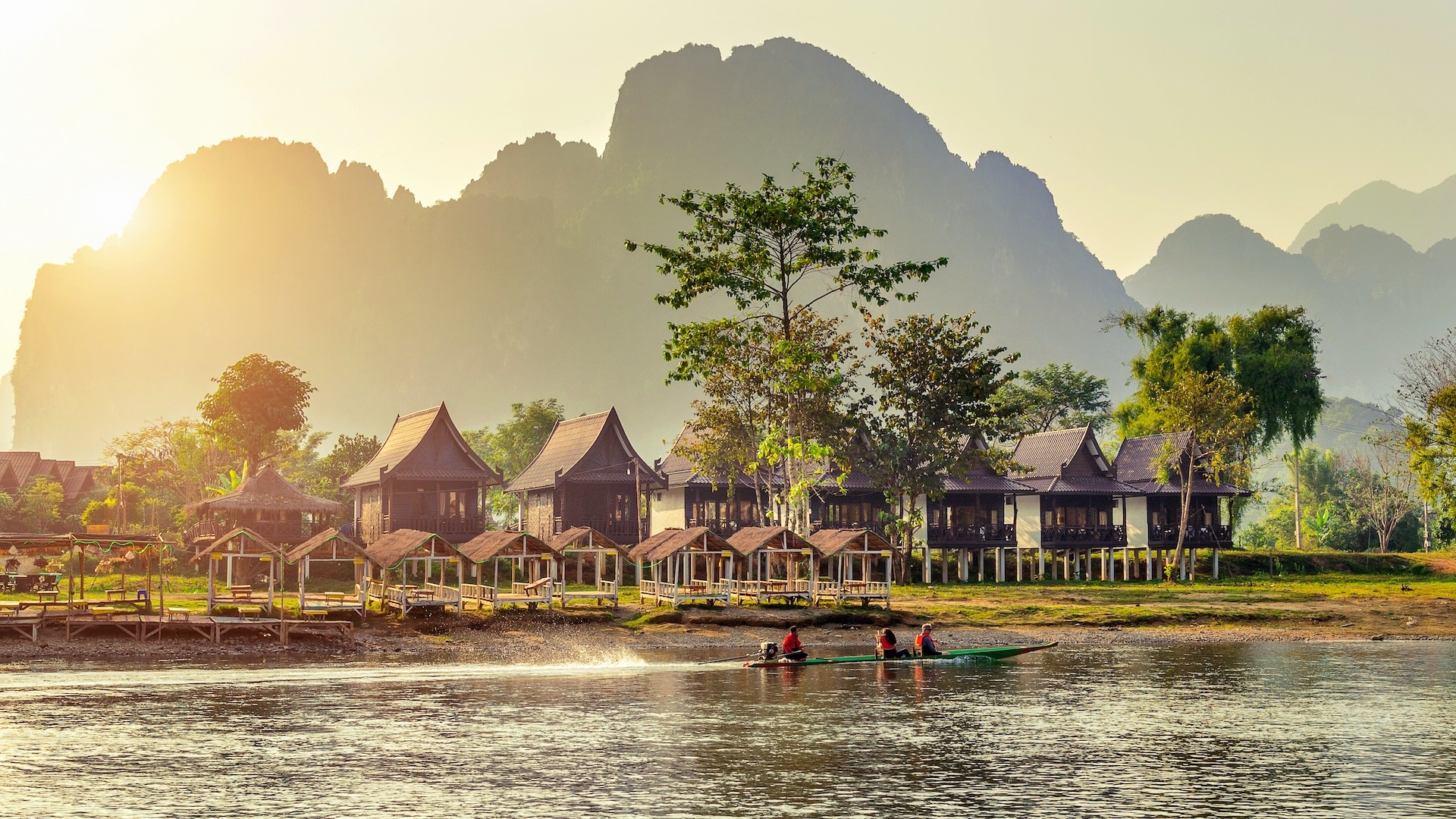 Menyelami Budaya dan Keindahan Alam di Vientiane, Laos