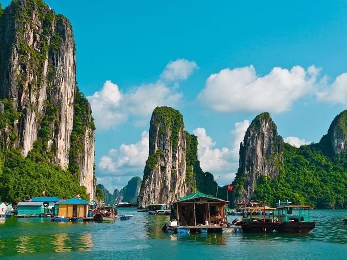 Tempat Wisata di Vietnam: Ha Long Bay dan Kota Hanoi yang Wajib Dikunjungi