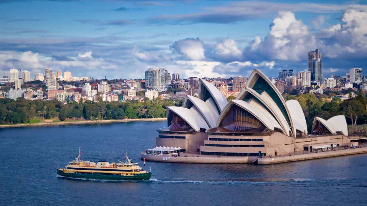 Rekomendasi Tempat Wisata di Australia: Jelajahi Keindahan Great Barrier Reef dan Ikon Dunia Sydney Opera House