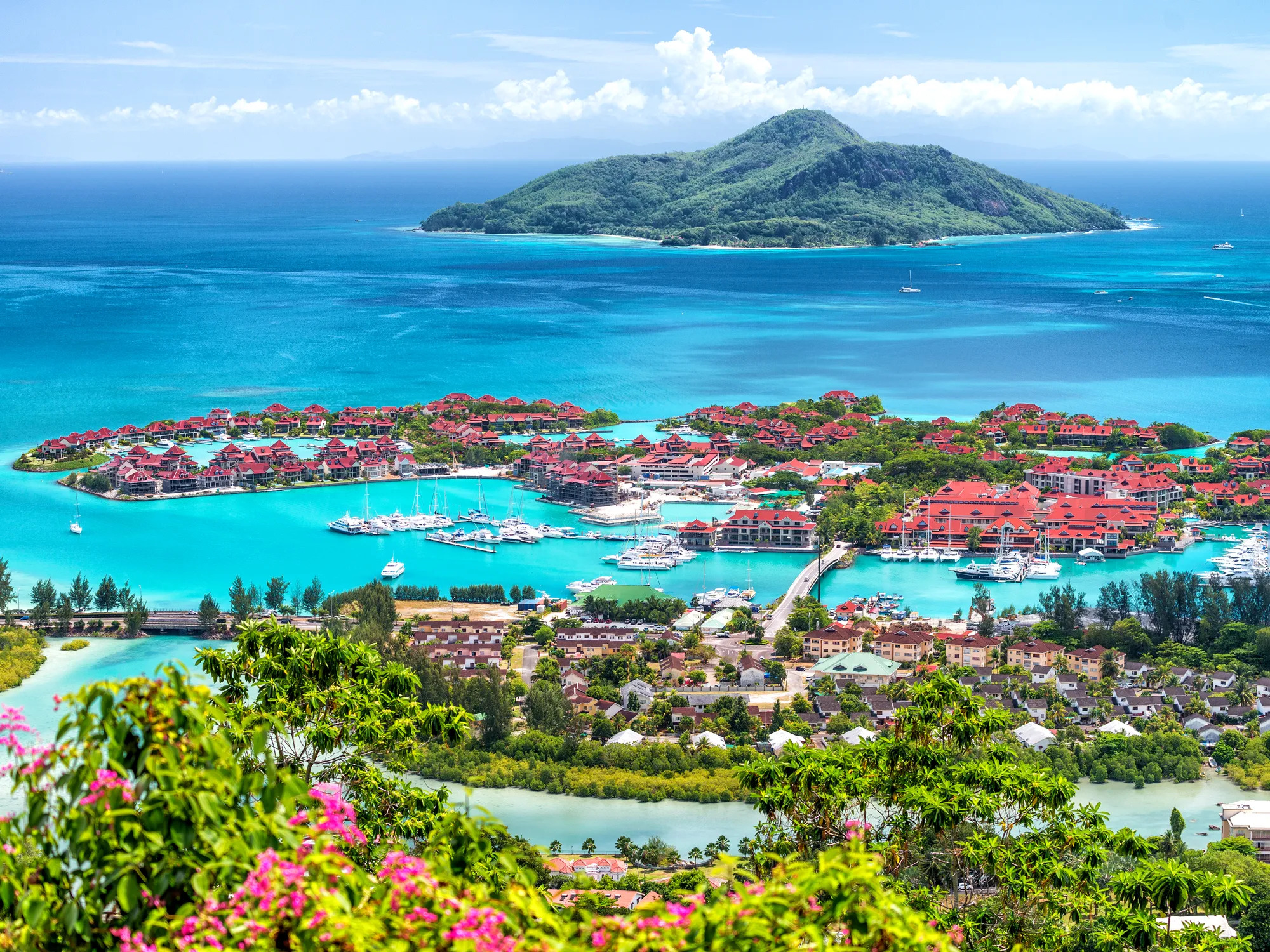 Pesona Seychelles yang Bikin Jatuh Cinta Sejak Pandangan Pertama